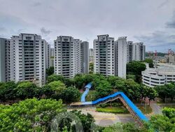 Rivervale Shores (D19), Shop House #575681581